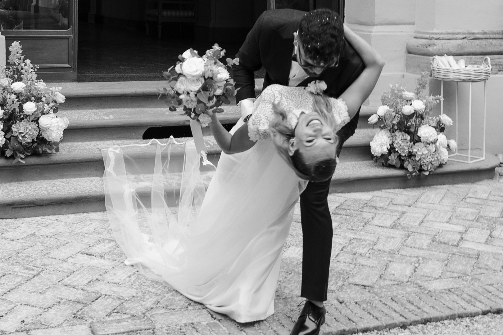 13 SETTEMBRE 2025 NAZMI E ALICE 84 ORIZ Fiorista a Sassuolo specializzato in matrimoni e creazioni floreali